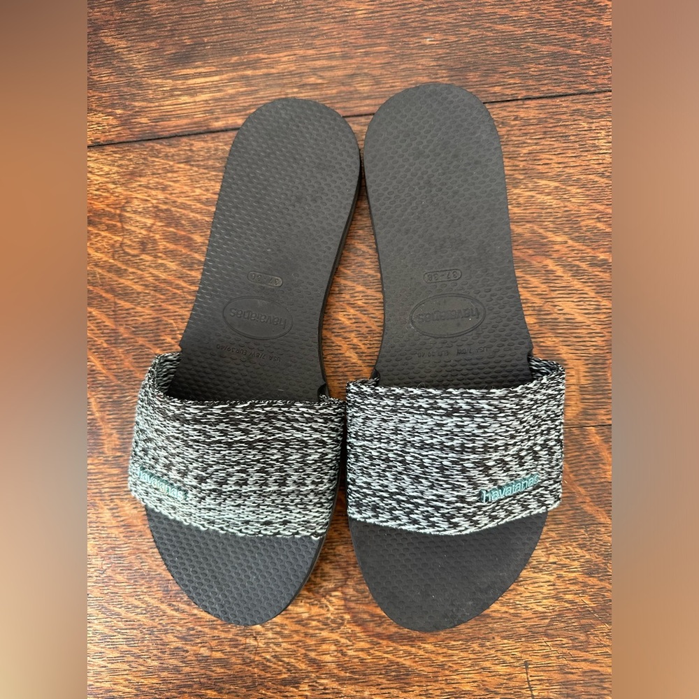 Havaianas Grey/Black slide 7/8 US